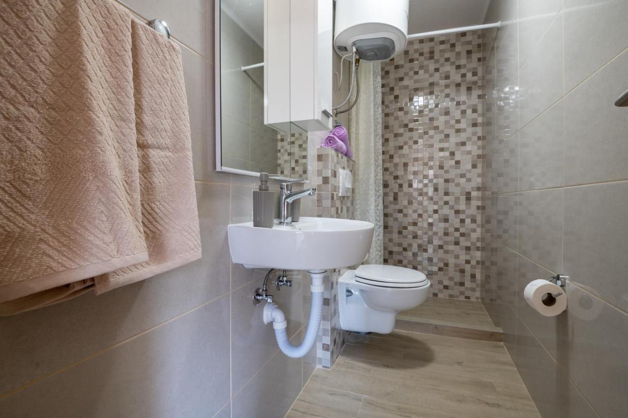 Apartmani Frane Neum Exteriör bild