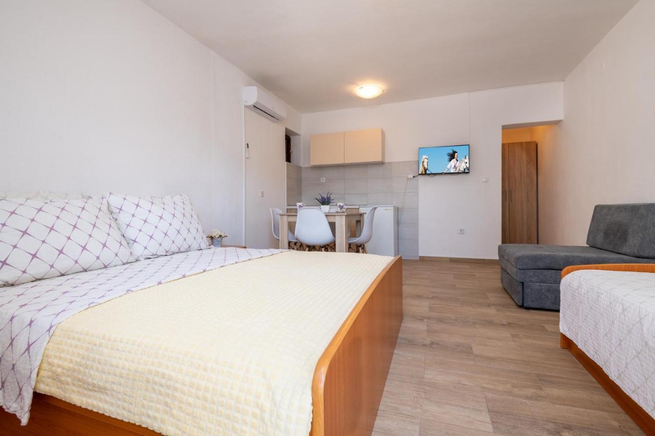 Apartmani Frane Neum Exteriör bild